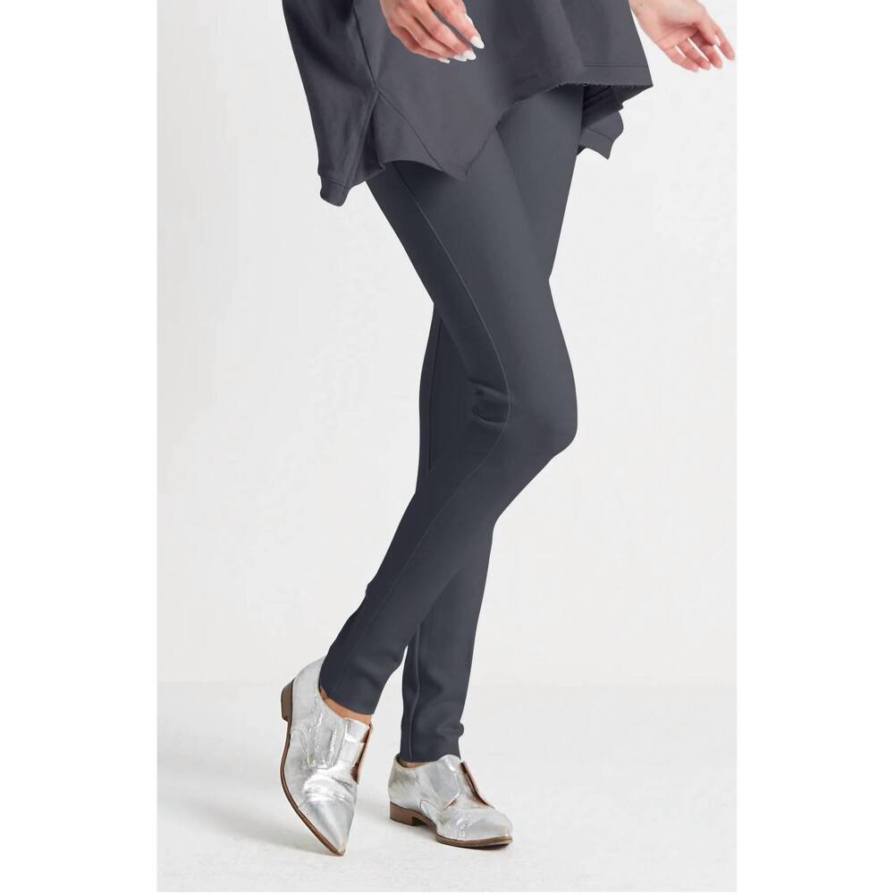 NEW PLANET BY LAUREN G. scuba jegging in obsidian